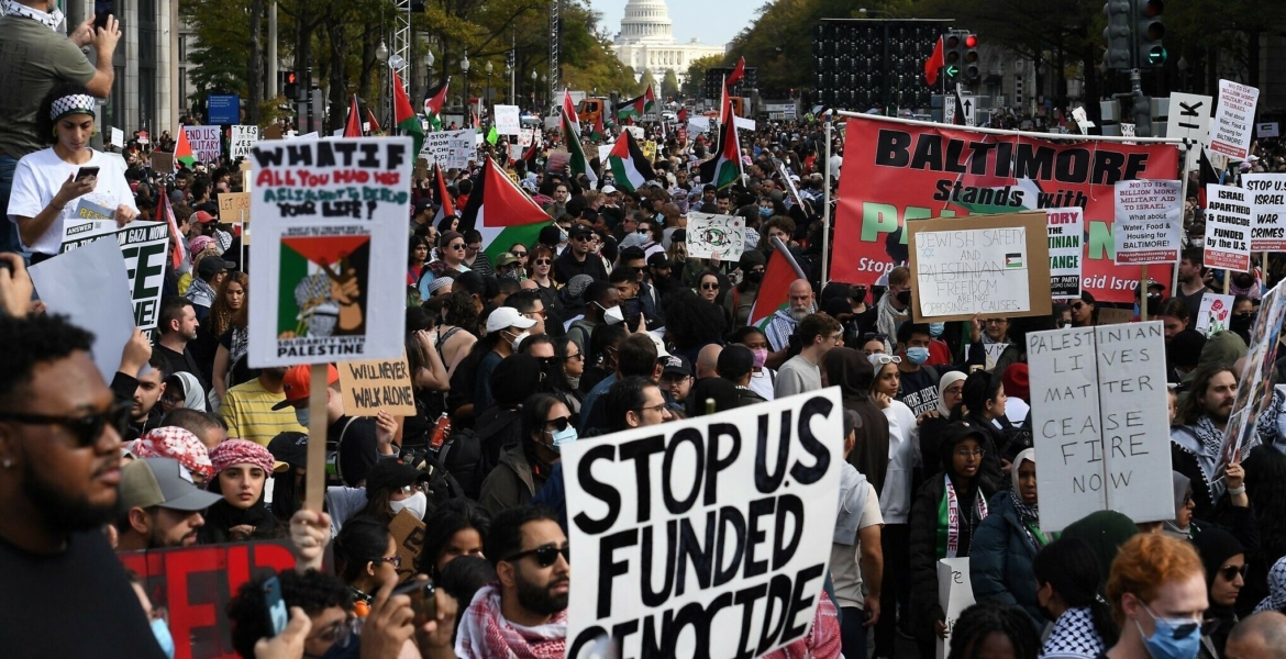 تظاهرات مليونية في العاصمة الأمريكية واشنطن تندد بعدوان إسرائيل على غزة/ Getty