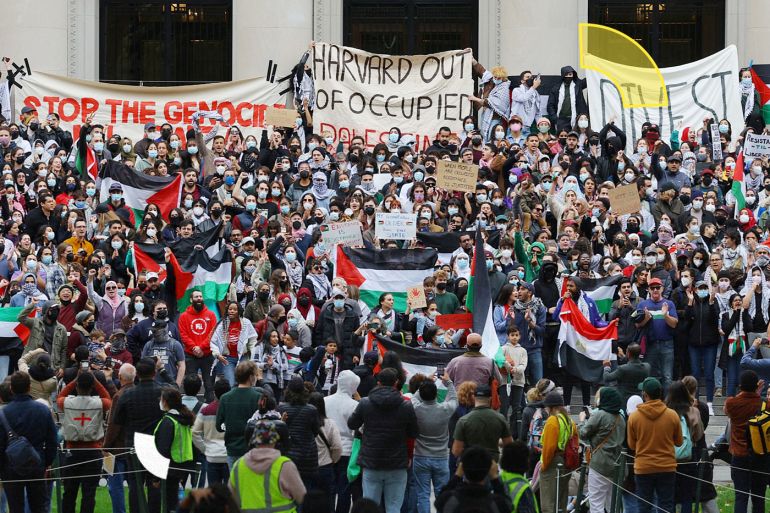 مظاهرة مؤيدة لفلسطين في جامعة هارفارد بالولايات المتحدة