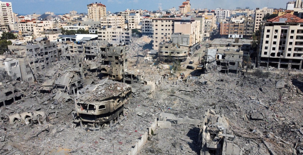 المنازل التي دمرتها الضربات الإسرائيلية في غزة/ رويترز
