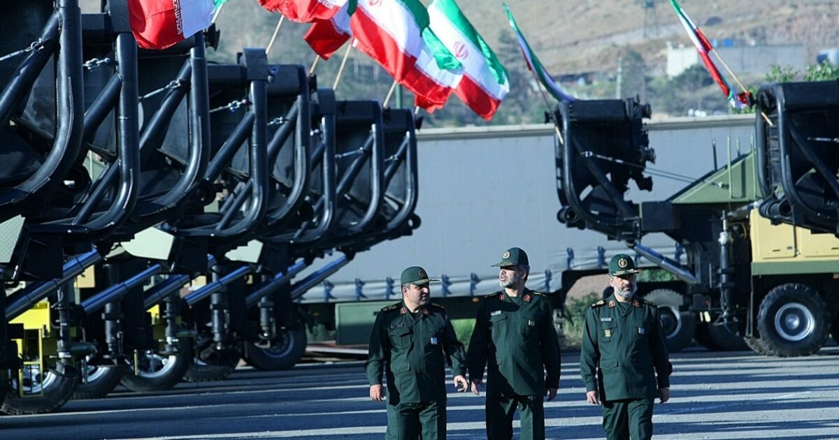 الحرس الثوري الإيراني يؤكد استمرار وجوده في سوريا رغم التهديدات الأمريكية - رويترز
