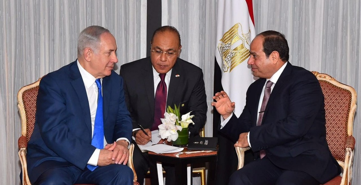 الرئيس المصري عبد الفتاح السيسي ورئيس الوزراء الإسرائيلي بنيامين نتنياهو/رويترز