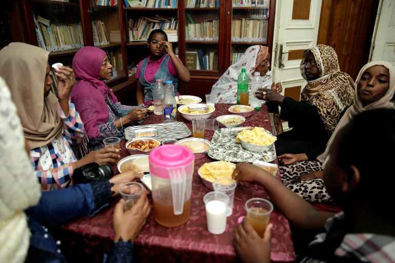 كيف يقضي النازحون السودانيون رمضان في مصر؟
