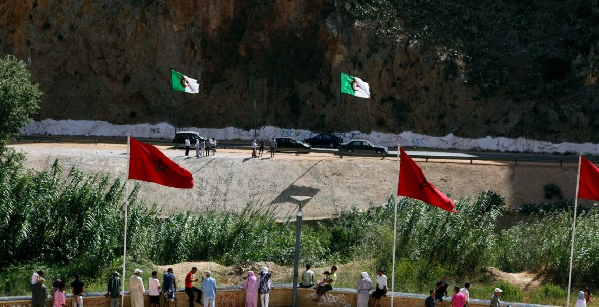 من القطيعة مع فرنسا والمغرب إلى الحدود المشتعلة بالجنوب.. ملفات ساخنة تنتظر تبون خلال عهدته الثانية بالجزائر 