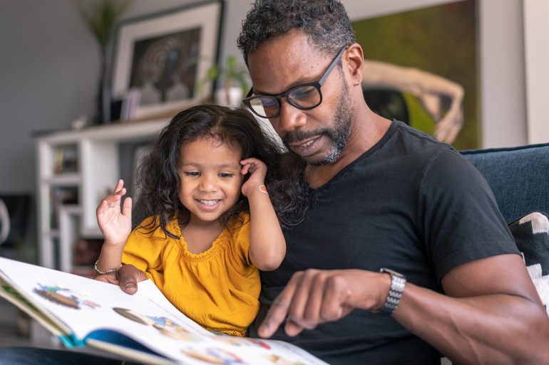 الكتابة بالقلم أفضل من النقر على لوحة المفاتيح للأطفال الكتابة بالقلم أفضل من النقر على لوحة المفاتيح للأطفال