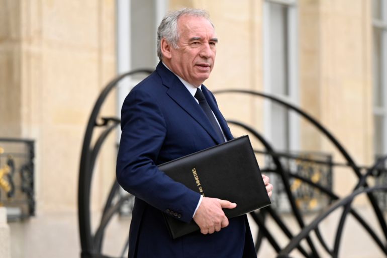 رئيس الوزراء الفرنسي: التحرك للاعتراف بدولة فلسطينية لن يتوقف upload image