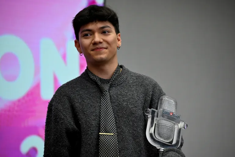 الفائز بمسابقة "يوروفيجن" يدعو إلى استبعاد إسرائيل من نسخة 2026 بسبب حرب غزة upload image