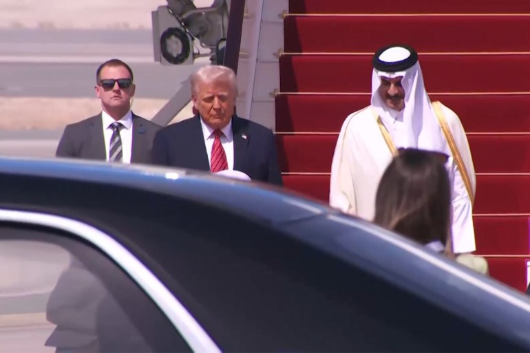 بالصور.. كيف استقبلت الدوحة الرئيس ترامب؟ بالصور.. كيف استقبلت الدوحة الرئيس ترامب؟