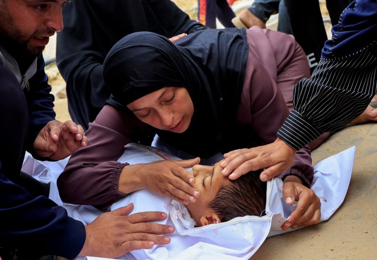 غزة تختنق.. جوع وموت ودمار في قبضة الاحتلال