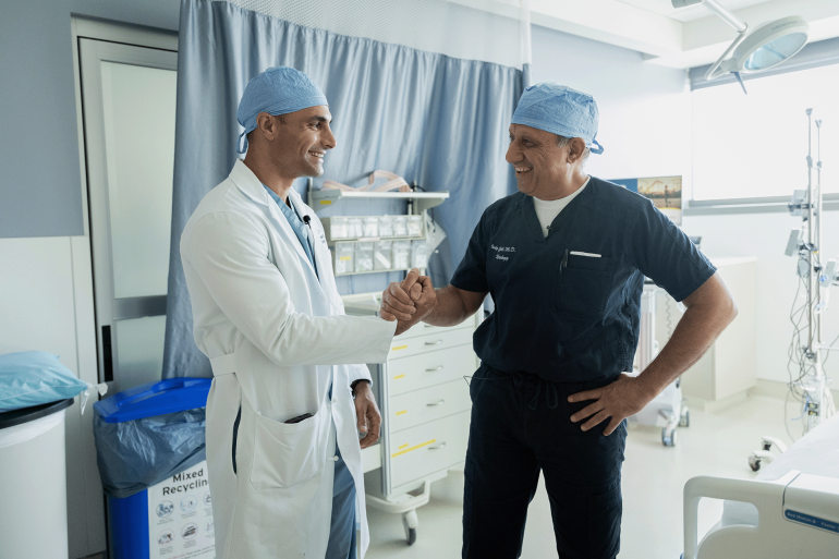 لحظة فارقة في تاريخ الطب.. أول عملية زرع لمثانة بشرية لحظة فارقة في تاريخ الطب.. أول عملية زرع لمثانة بشرية