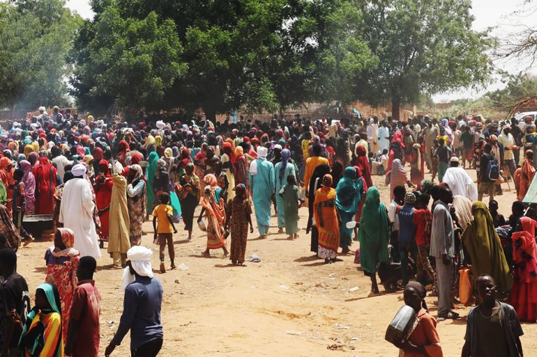 55 ألف سوداني يدخلون تشاد جراء تصاعد العنف شمال دارفور 55 ألف سوداني يدخلون تشاد جراء تصاعد العنف شمال دارفور