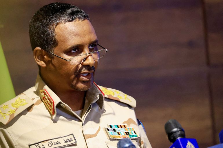 حميدتي يتهم مجددا مصر بدعم الجيش السوداني upload image