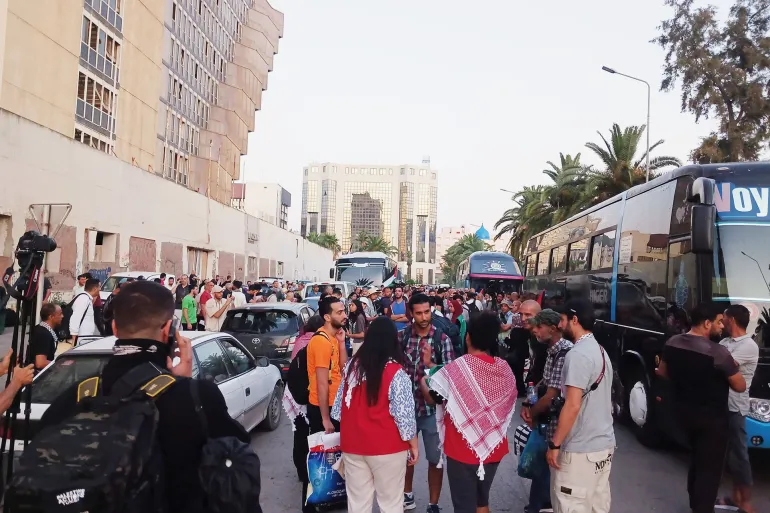 تفاعل واسع مع قافلة مغاربية دعما لغزة ودعوات لكسر الحصار upload image