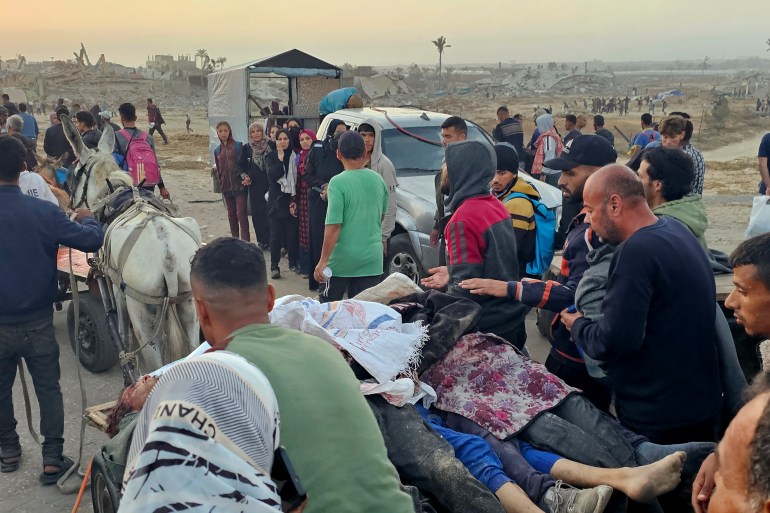 بالصور.. مساعدات غزة طرود مخضبة بالدماء بالصور.. مساعدات غزة طرود مخضبة بالدماء