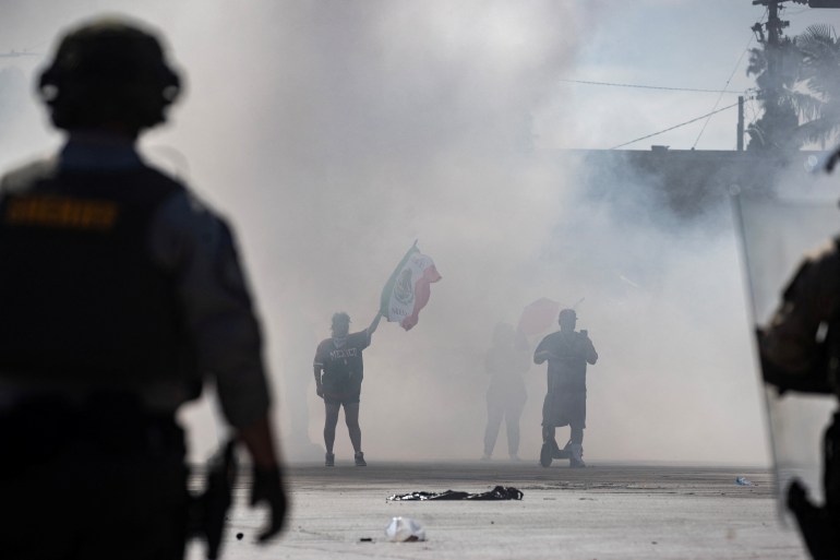 أعمال عنف ونشر ألفين من قوات الحرس.. ماذا يحدث بولاية كاليفورنيا؟ أعمال عنف ونشر ألفين من قوات الحرس.. ماذا يحدث بولاية كاليفورنيا؟