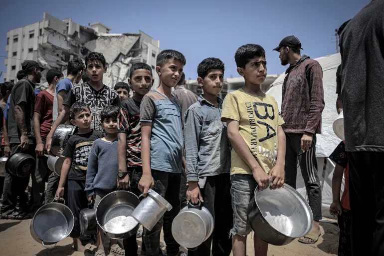تنديد أممي بـ"القتل المتعمد" لمجوعي غزة والشركة الأميركية توقف المساعدات upload image