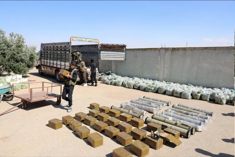 الأمن السوري يحبط عملية تهريب أسلحة إلى لبنان ويشن حملة باللاذقية upload image