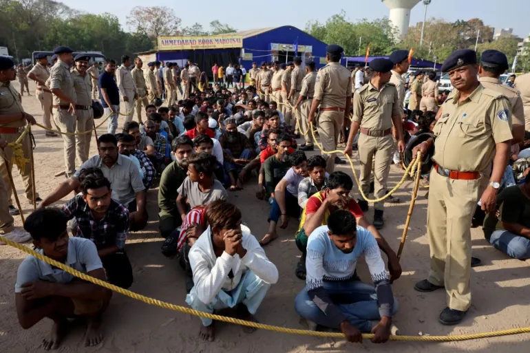 طرد مسلمين لبنغلاديش