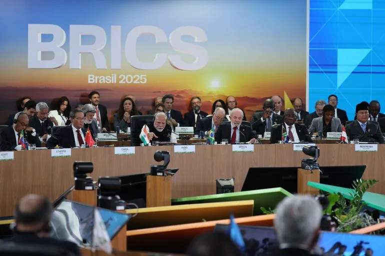 بريكس ترفض وصفها بأنها "معادية لأميركا" بعد تهديد ترامب بفرض رسوم جمركية