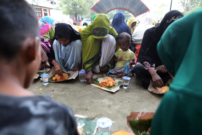 تقليص مساعدات اللاجئين