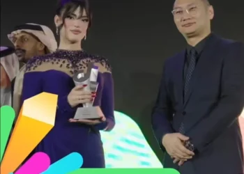 مؤثرة عربية تفوز بجائزة مرموقة في تيك توك.. غالية خليل الشهيرة بـ لينوسة: هذه مجرد بداية، وسأعود الموسم المقبل أقوى من أي وقت مضى مؤثرة عربية تفوز بجائزة مرموقة في تيك توك.. غالية خليل الشهيرة بـ لينوسة: هذه مجرد بداية، وسأعود الموسم المقبل أقوى من أي وقت مضى