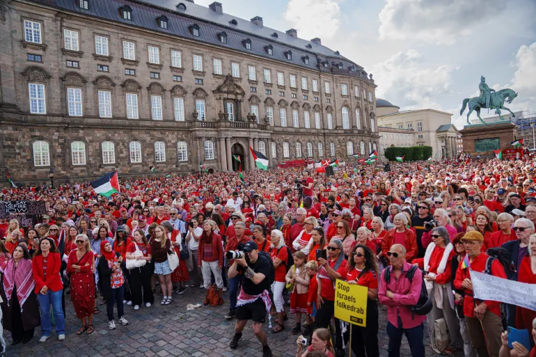 استطلاع جديد: 57% من الدانماركيين يعارضون حرب غزة