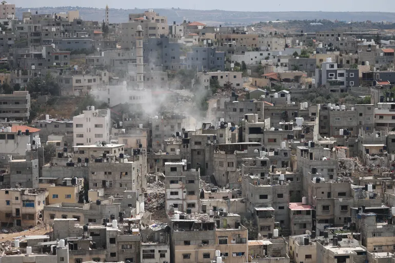 استشهاد فلسطيني والمستوطنون يصعّدون من اعتداءاتهم بالضفة اعتداءات المستوطنين