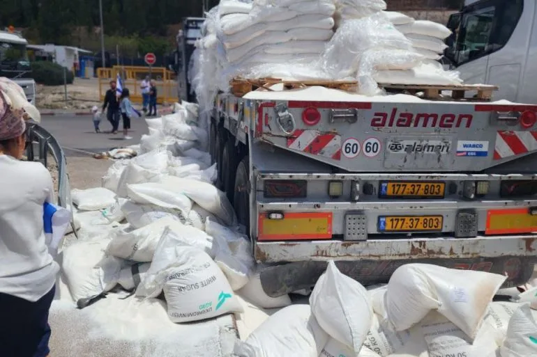 مساعدات غزة المتلفة