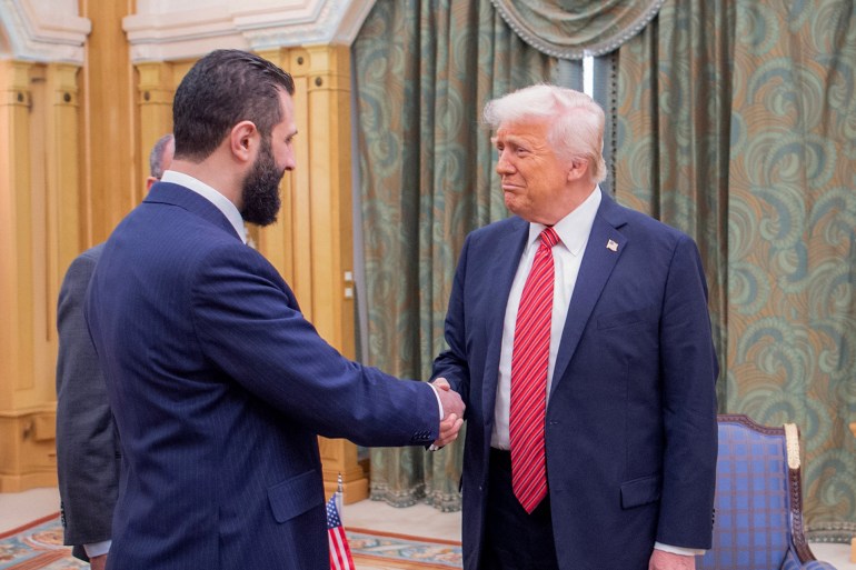 فرصة جديدة لسوريا ولا غفران للأسد.. 5 أسئلة تشرح قرار ترامب فرصة جديدة لسوريا ولا غفران للأسد.. 5 أسئلة تشرح قرار ترامب