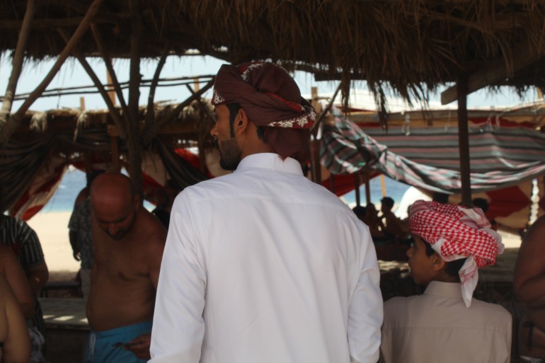 هكذا تفعل الحداثة.. بدو سيناء خارج الخيمة