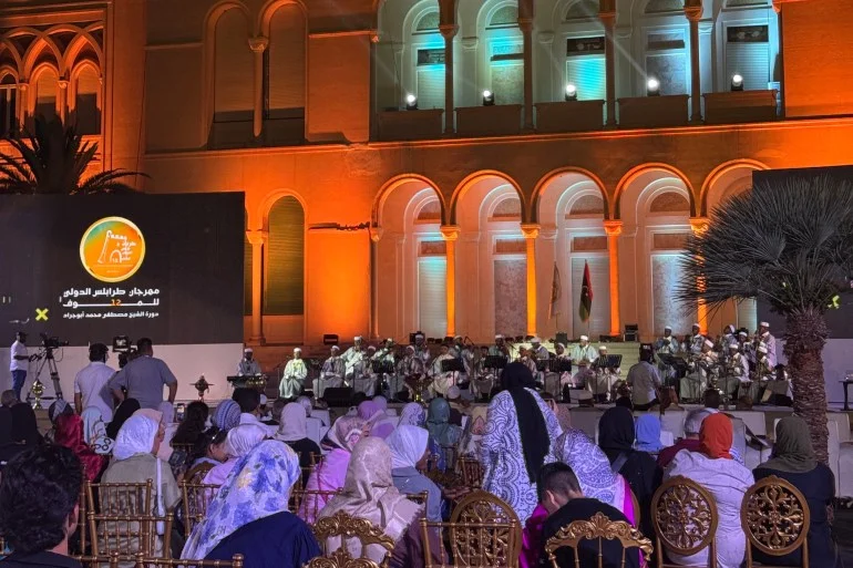 عودة الفن الضائع.. طرابلس تعيد إحياء فن المالوف بعد 10 سنوات من الغياب عودة الفن الضائع.. طرابلس تعيد إحياء فن المالوف بعد 10 سنوات من الغياب