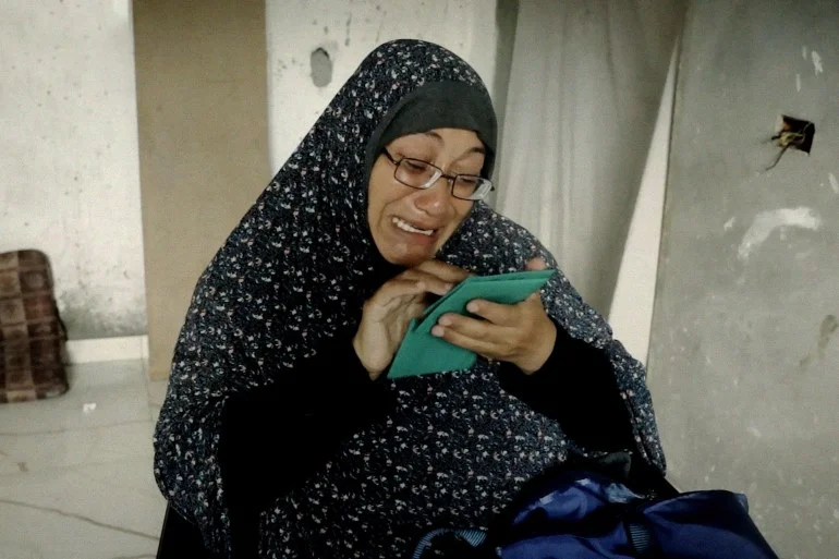 عناق الوداع.. زوجة الشهيد عمر تروي حكاية العمر من غزة