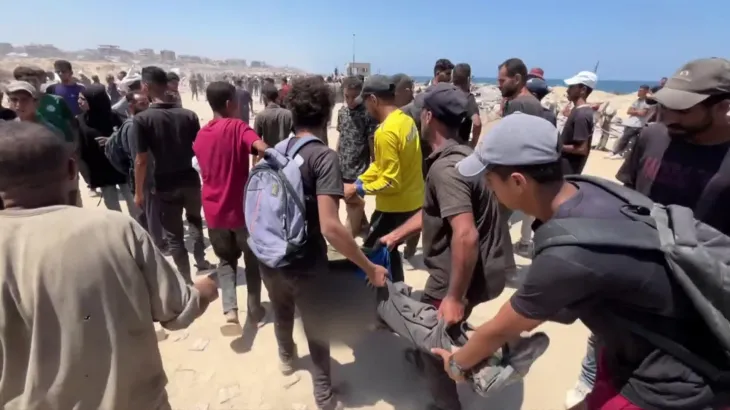 25 دولة بينها بريطانيا توجه انتقادات لإسرائيل بشأن تجويع غزة والتهجير تجويع غزة والتهجير