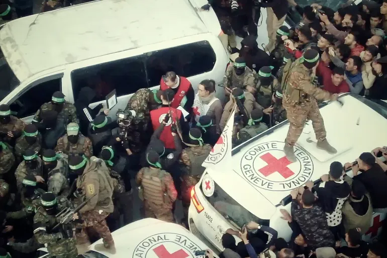 نتنياهو يصف رد حماس بـ"غير مقبول" والحركة تطالب بضمانات أميركية upload image