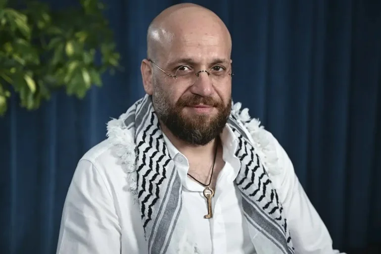 مخرج تركي: شركة أميركية منعت عرض فيلمي لمشاركتي بـ"أسطول الصمود"