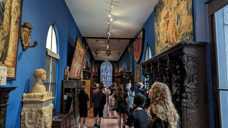 قبل اللوفر… سرقات ضخمة طالت متاحف عالمية بالعقود الأخيرة