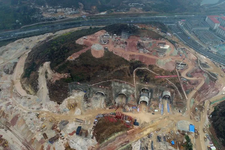 ملاجئ نووية ومراكز بيانات