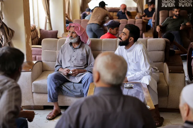 رويترز: تضاؤل آمال بدو السويداء النازحين في العودة بعد اشتباكات دامية رويترز: تضاؤل آمال بدو السويداء النازحين في العودة