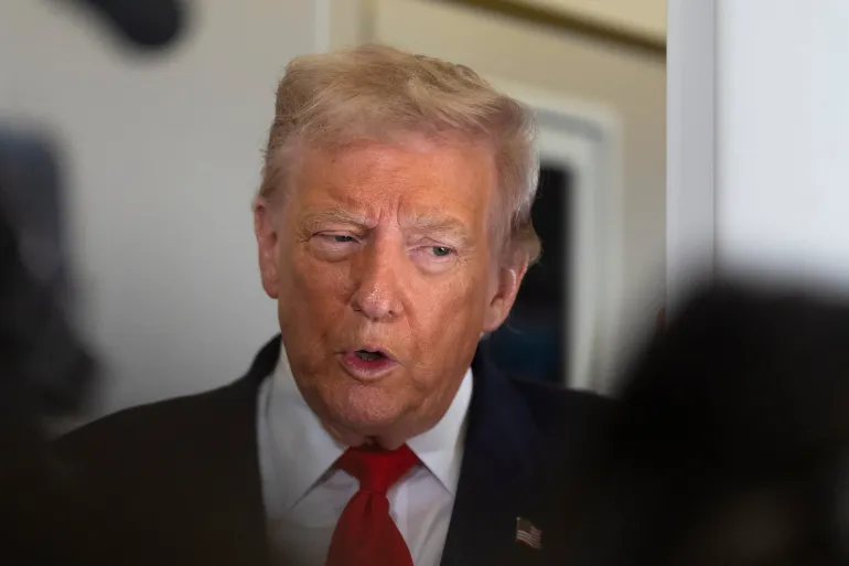 استطلاع رأي: غالبية الأميركيين ترى أن البلاد تسير على الطريق الخطأ استطلاع رأي