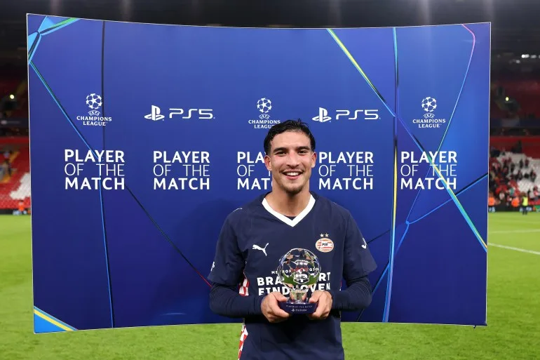 الفائزون بجائزة "أفضل لاعب بالمباراة" بدوري أبطال أوروبا