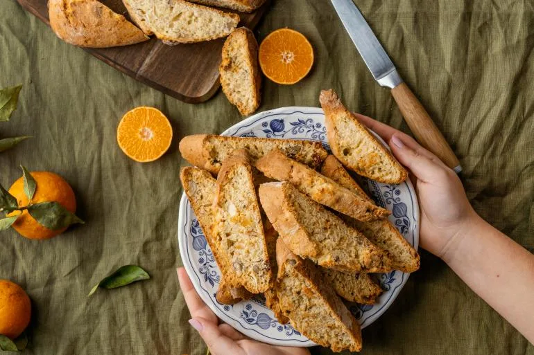 وصفات ذكية لتحضير وجبة لذيذة من الخبز البائت وصفات ذكية لتحضير وجبة لذيذة من الخبز البائت