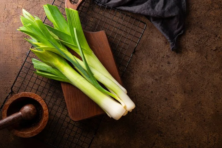 ‫الفوائد الصحية للكراث.. تعرف عليها