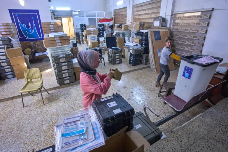 صمت في العراق قبيل الانتخابات التشريعية ودعوات للتصويت بكثافة صمت في العراق