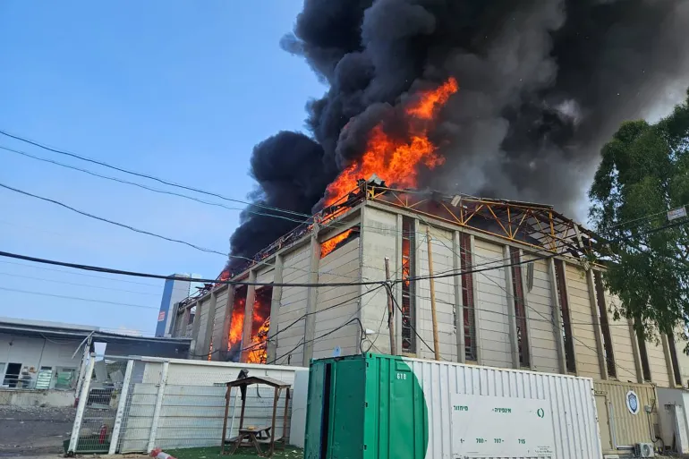 اعتقال إسرائيلي بشبهة التخابر مع إيران مقابل أموال