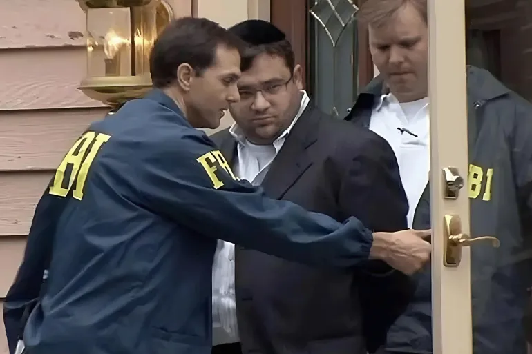 الحكم مجددا بالسجن 37 عاما على محتال خفف عنه ترامب العقوبة سابقا