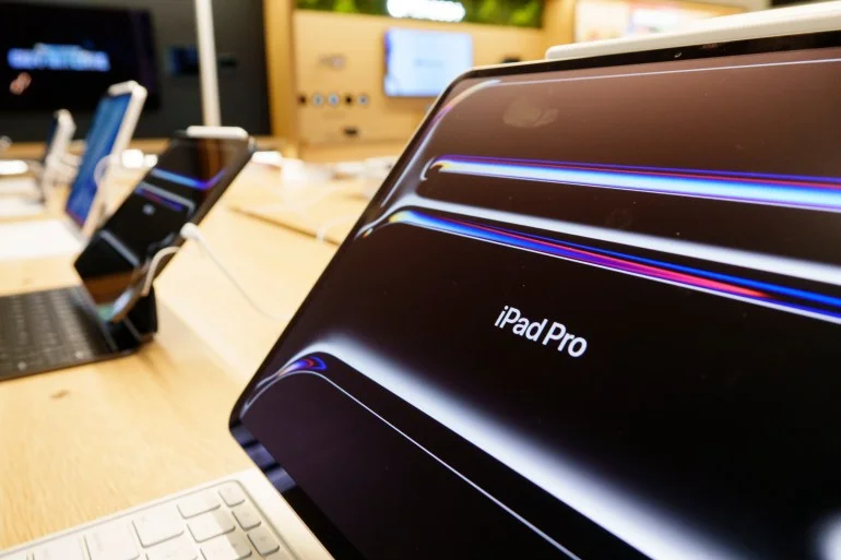 "آبل" تنوي طرح حاسوب محمول اقتصادي للمرة الأولى في تاريخها