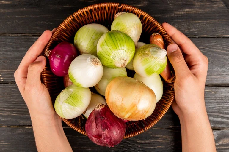 البصل ليس واحدا.. 4 أنواع مختلفة تضيف نكهات مميزة لمائدتك