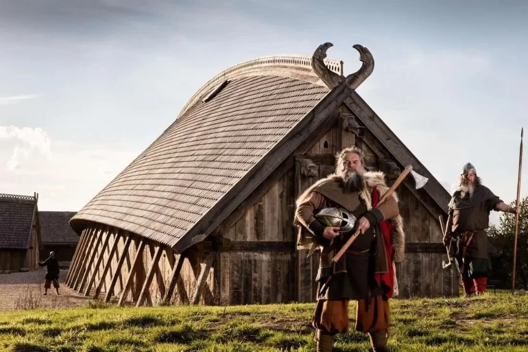على خطى الفايكنغ.. رحلة سياحية عبر الدانمارك لاكتشاف ذاكرة محاربيها القدامى