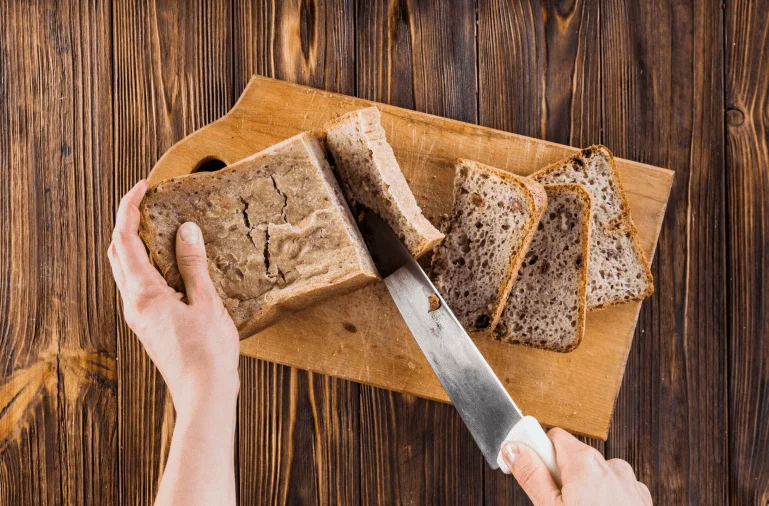 وصفات ذكية لتحضير وجبة لذيذة من الخبز البائت