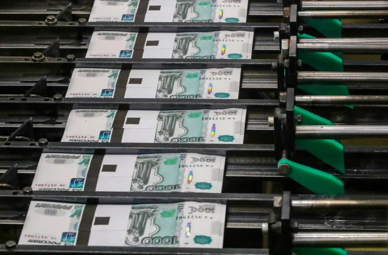 %95 من تعاملات روسيا والصين بالعملات الوطنية