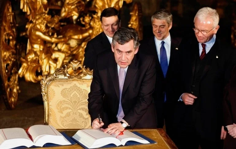 من يحسم صراع النفوذ داخل مؤسسات الاتحاد الأوروبي؟